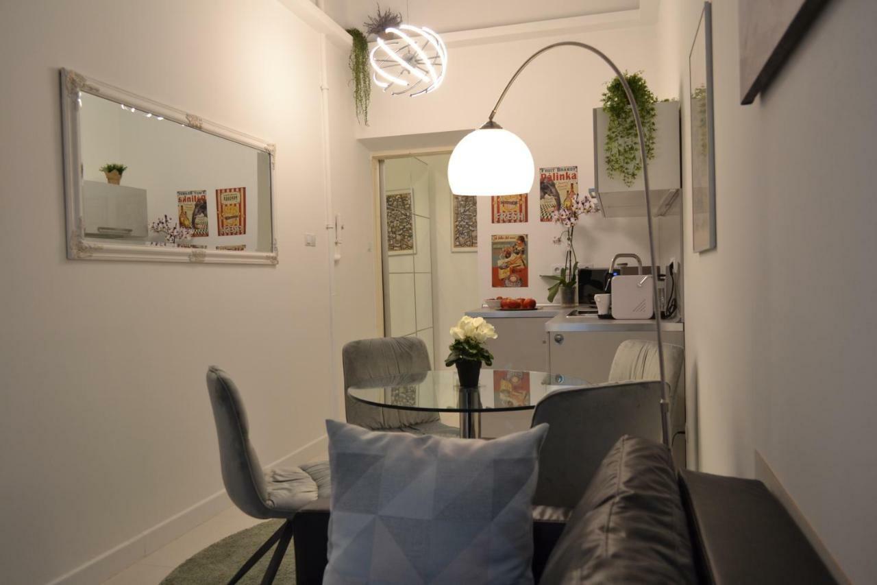 City Corso Apartman Budapest Exterior foto